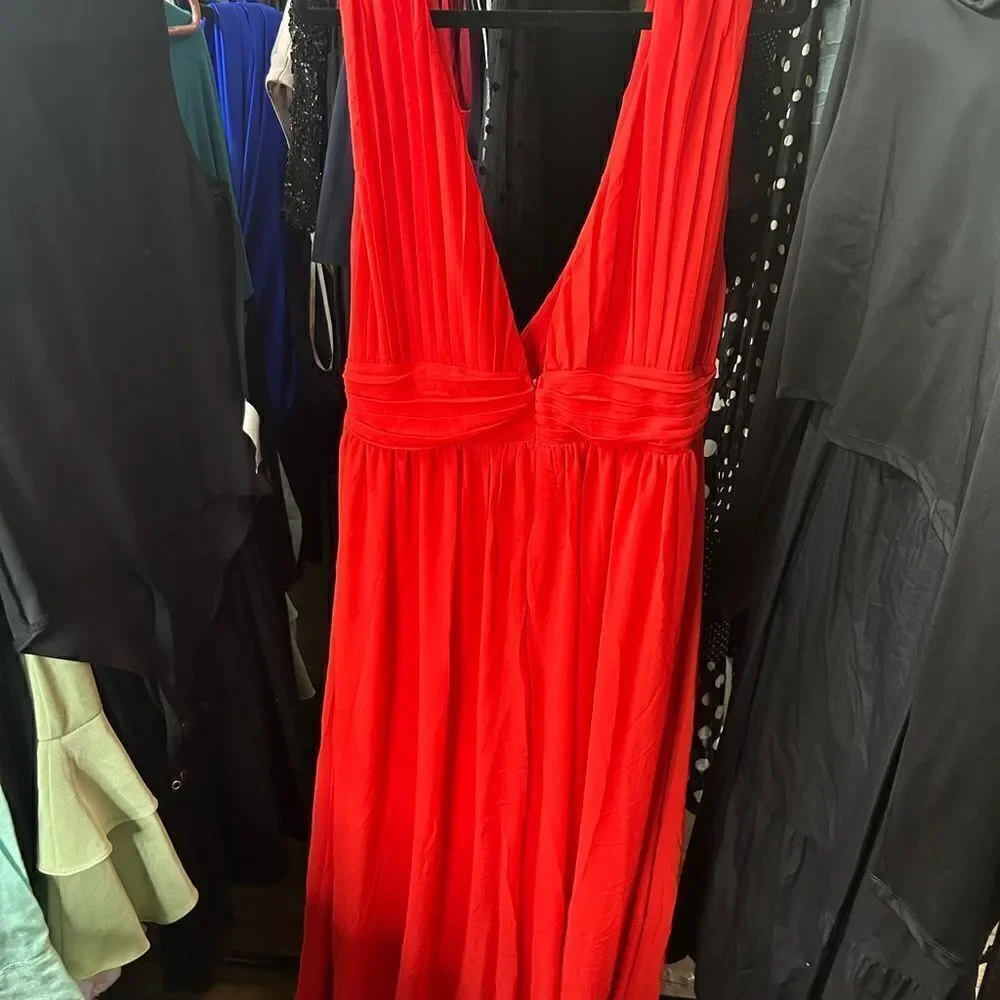 Love X Design Athen Plunging V-Neck Maxi Dress, Red, NWT - Picture 10 of 13